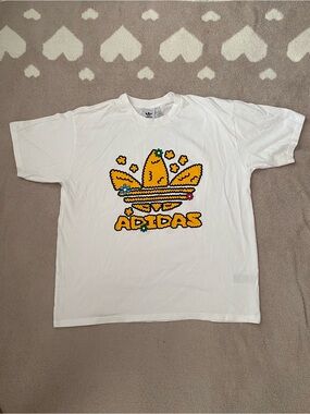 XL Adidas White and yellow flower font cotton Tshirt